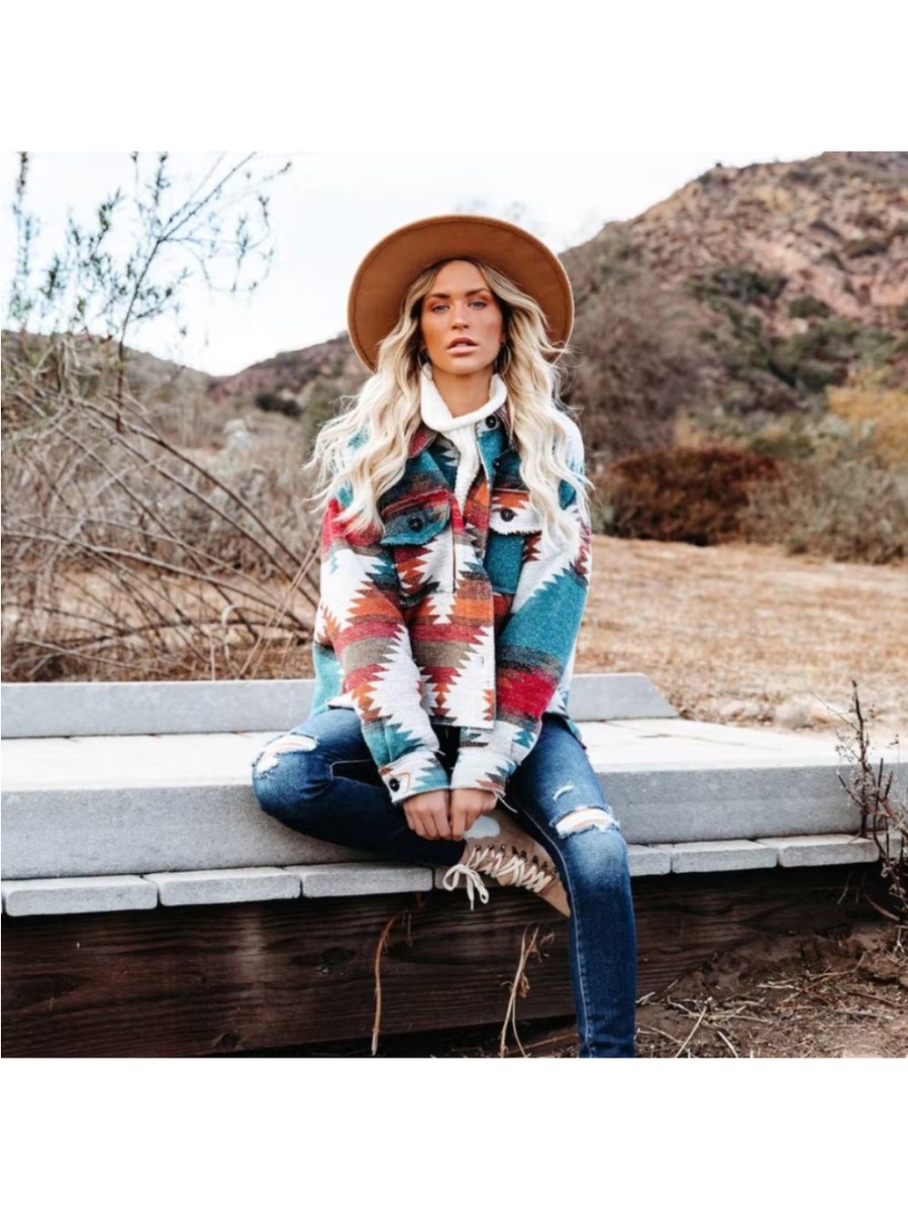 LA MIEL / Vici - Multicolor Aztec Print Jacket - Teal, Red, Cream